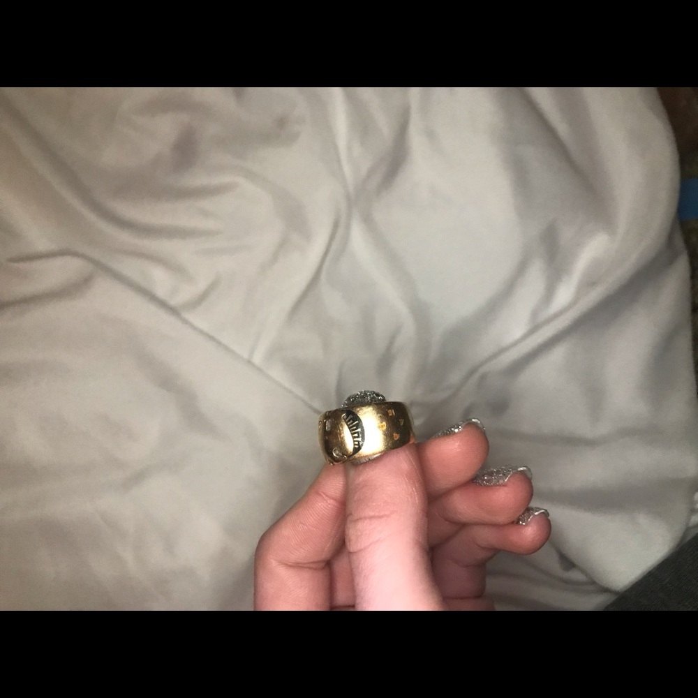 Gold ring - Picture 3 of 3